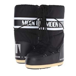 🌙  MOON BOOTS🌙